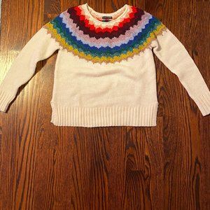White knit sweater with colourful neckline